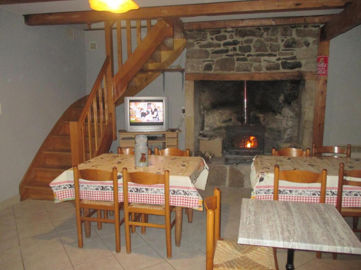 La Maison Du Randonneur La Godivelle Exterior foto